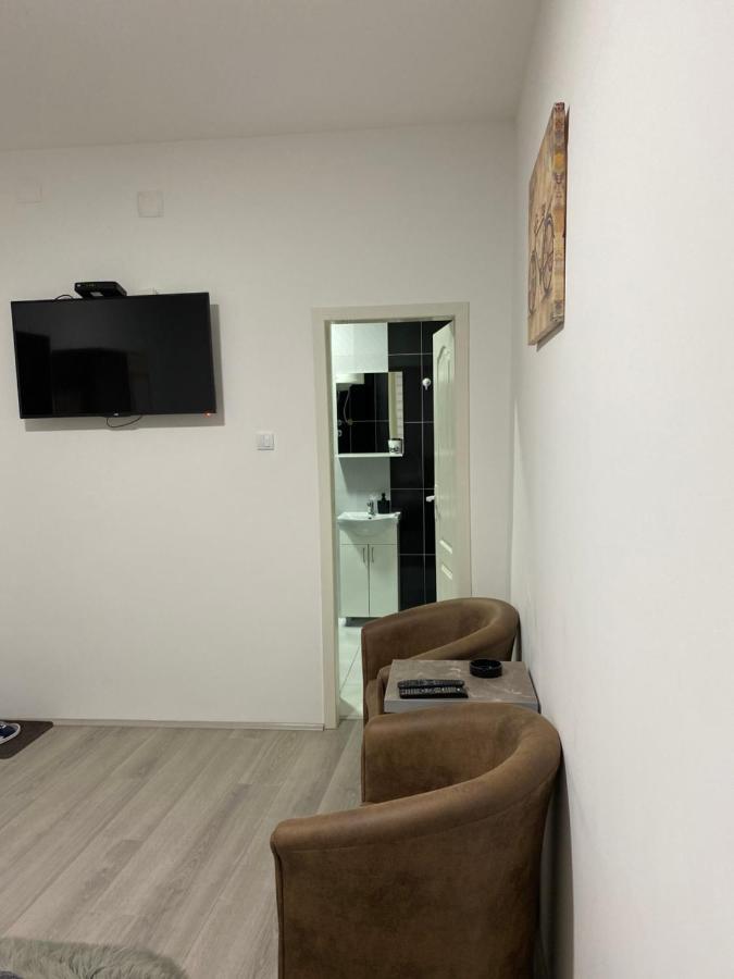 Lotus House Zrenjanin Exterior foto